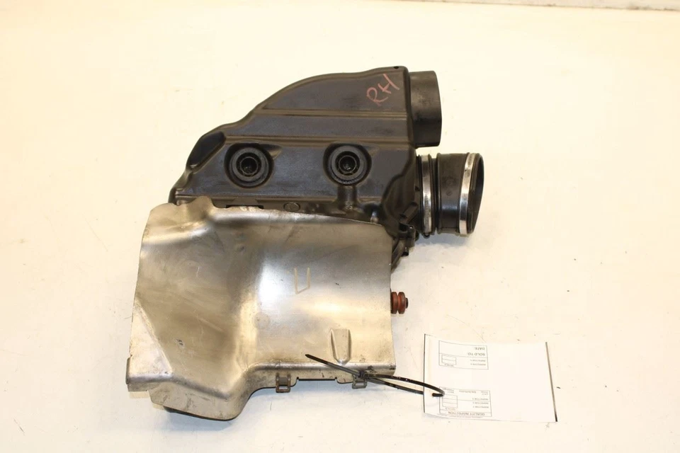 2010-12 BMW 750Li xDrive 4.4L limpador de entrada de ar conjunto de carcaça de filtro lateral direito - Imagem 4 de 4