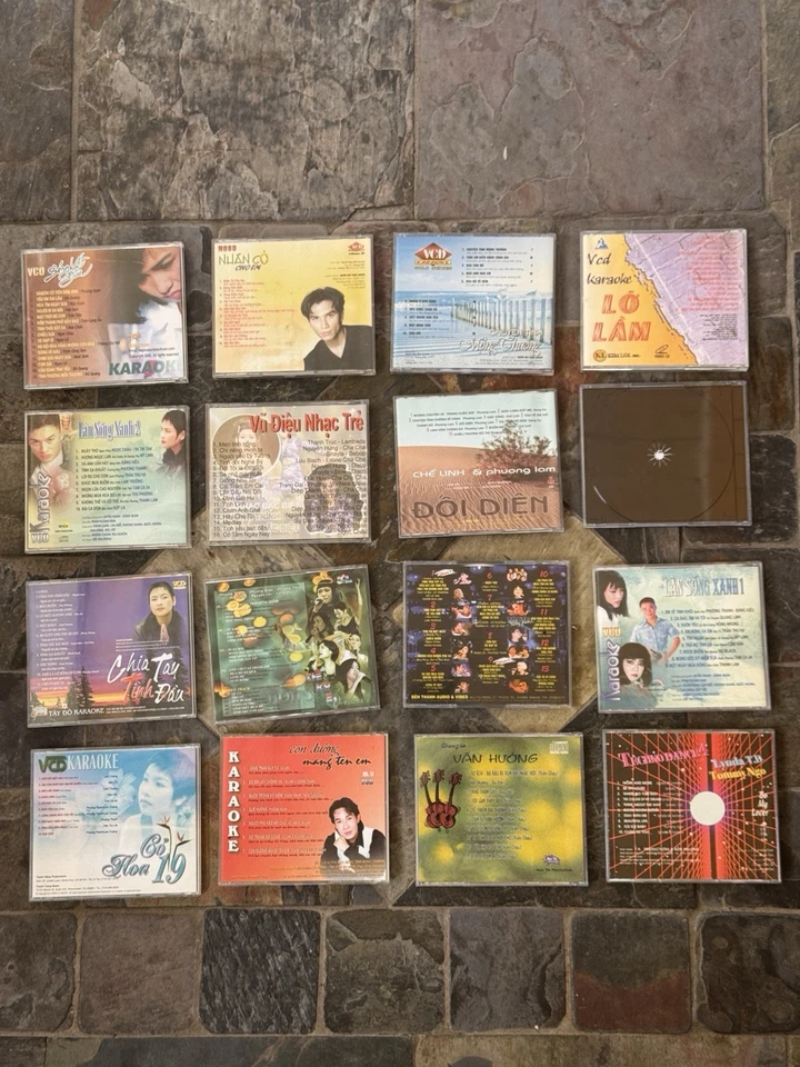 Karaoke CD Lot Of 16 Vietnamese All In Excellent Condition - Image 2 of 4