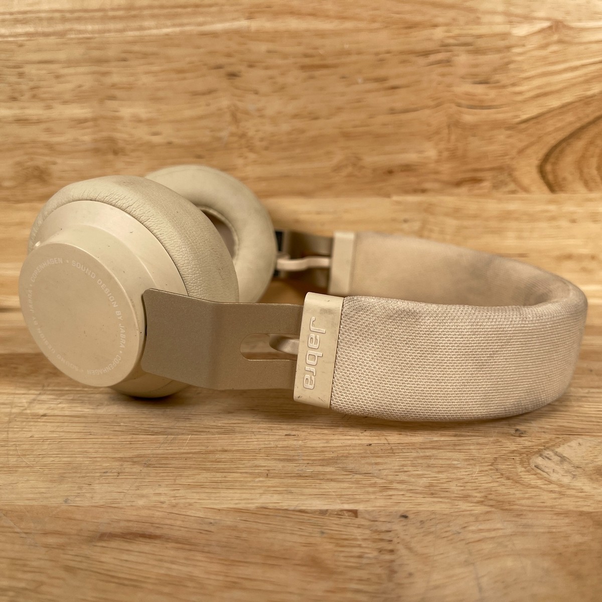 Jabra Move OTE21 Wireless Noise Cancelling Adjustable Headband On