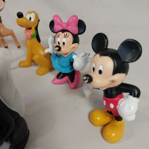 Vintage Lot Of 10 Disney PVC Figures Goofy Donald Duck Bambi Mickey Mini Pluto+ - Picture 4 of 14