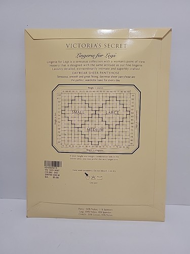 VTG Victoria's Secret Cream Daywear Sheer Control Top Pantyhose Medium NOS - Picture 3 of 7