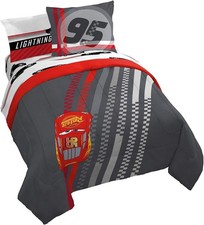 Jay Franco Disney Pixar Cars Lightning McQueen Bed Set