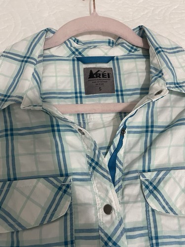 REI Women's Plaid Button Front Long Sleeve Shirt Size S White Blue Green