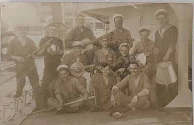 Antike Echt Foto Postkarte (RPPC) / Carte Postale Matrosen Impromptu Band