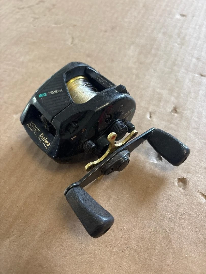 daiwa ag2 caster fishing reel bio design Daiwa, CA80 Casting Reel, 7.5:1 Gear Ratio, 9BB+1RB Bearings, 15 lb Max Drag, Left Hand-CA80HSL : Sports & Outdoors speed models Daiwa Coastal TW 200 Baitcast