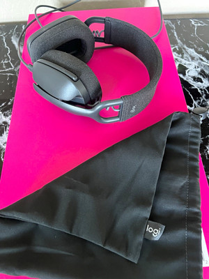 Logitech Zone Vibe 100 Wireless Noise Canceling Bluetooth Headset