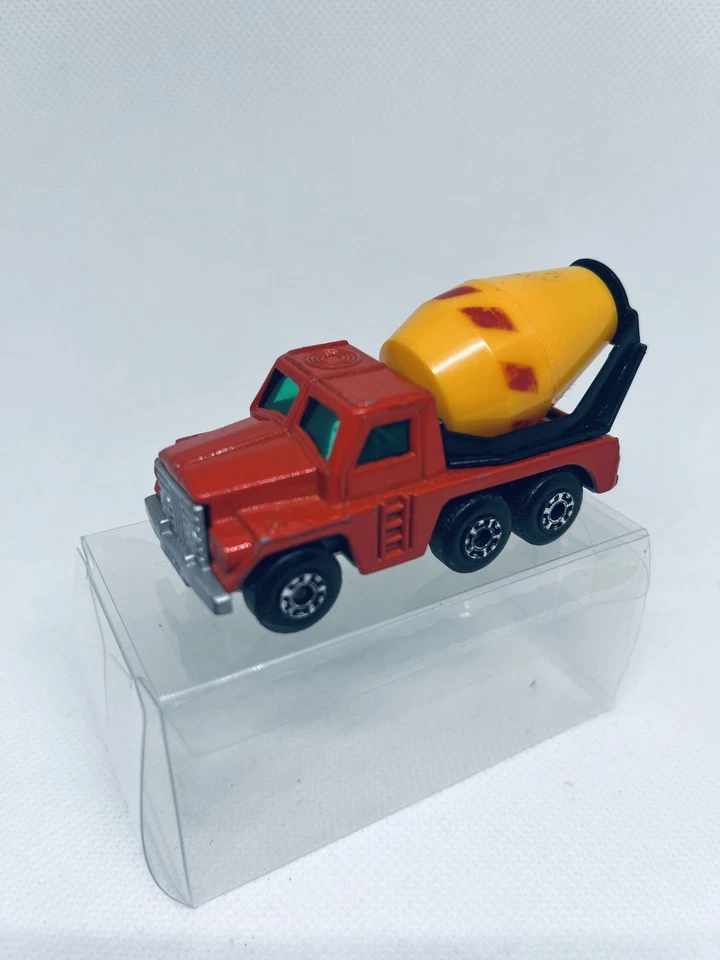 Matchbox Superfast Nr.19 Cement Truck RARE silver base! - Bild 2 von 3