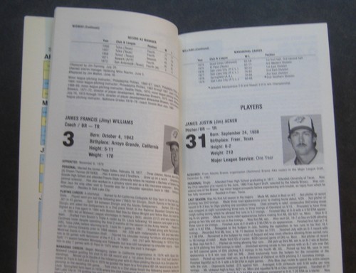 1984 Toronto Blue Jays MLB Media Guide - Picture 3 of 8