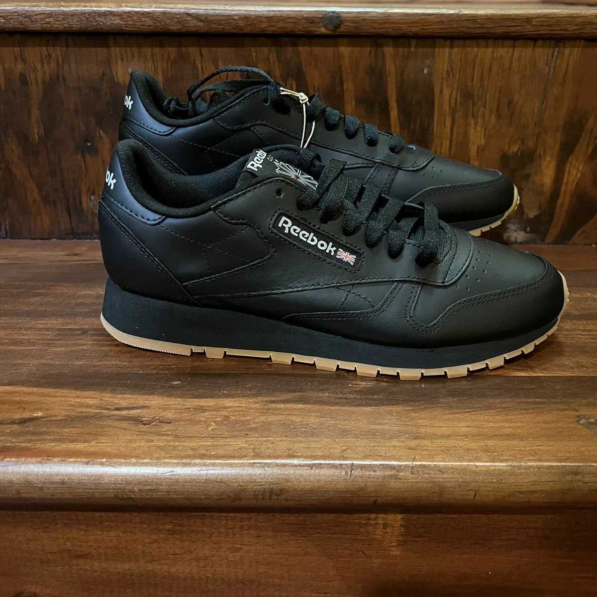 Reebok black on sale and gum
