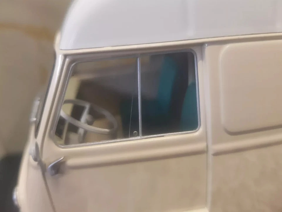 RENAULT ESTAFETTE SURELEVEE 1962 AUTO VINTAGE #76 MIB 1:24 - Immagine 4 di 4