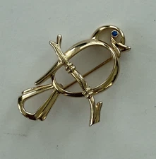 Bird On A Branch Gold Tone Pin Brooch Blue Faux Stone Eye