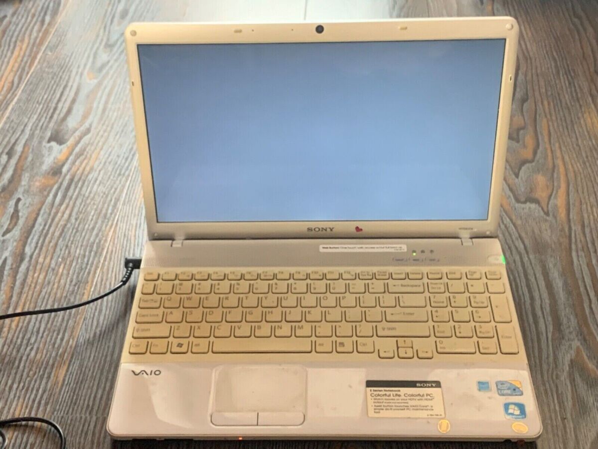 Original Sony VAIO PCG-71312L Intel Core i3~ 15.6 Original Sony VAIO PCG-71312L Intel Core i3~ 15.6