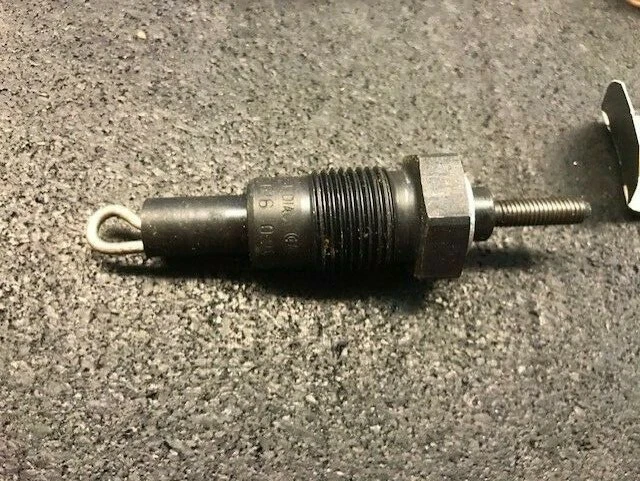 Bujía incandescente diésel Bosch NOS Mercedes-Benz 190DC 240D 300D 220D 300CD  Foto 2 de 2