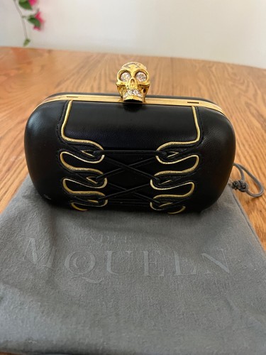 Alexander McQueen Black Leather Gold Crystal Skull Clutch Bag - Picture 17 of 17
