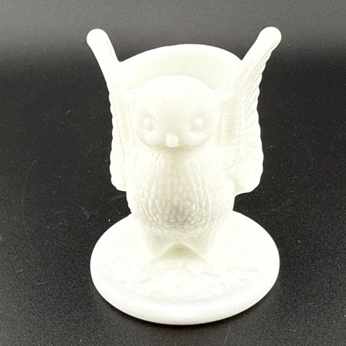 Vintage Westmoreland White Milk Glass Owl Toothpick Matchstick Holder 3"