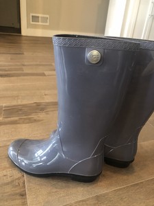 shaye rain boot