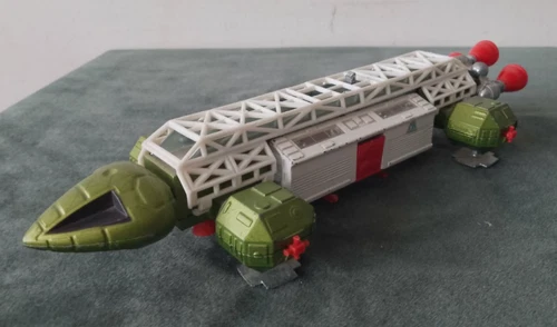 ORIGINAL VINTAGE DIECAST DINKY TOYS 360 EAGLE TRANSPORTER SPACE 1999 UNBOXED