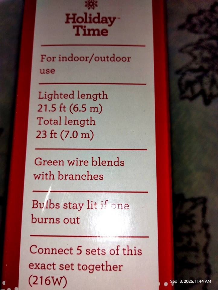 NEW! C``HRISTMAS,WEDDING,PARTY,GARDEN.Holiday Time 100 Clear Mini Lights.21.5 FT - Image 2 of 4