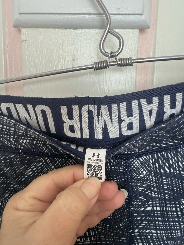 Under Armour Women's Leggings S/M Blue Pattern Logo On Leg - Image 2 of 3