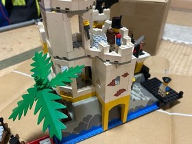 LEGO LEGOLAND Eldorado Fortress 6276 In 1989 Used Retired As Is