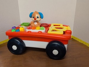 Fisher-Price Laugh & Learn Pull & Play Musical Learning Wagon Baby Toddler Toy