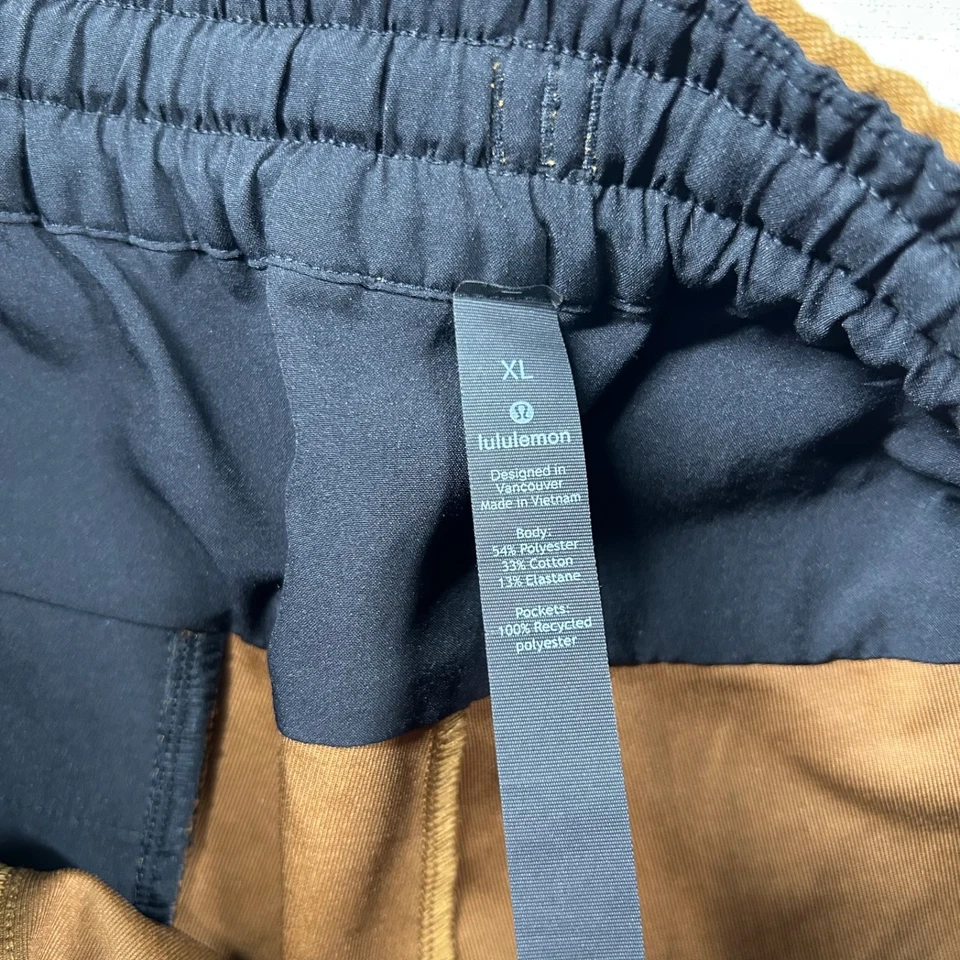 Pantalones Lululemon Para Hombres XL ABC Pull-On Bowline Utilitech Caramelo Lona Atlética Foto 3 de 4