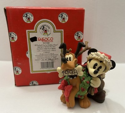 VTG 1998 Enesco Disney  All Decked Out In Holiday Cheer  Mickey & Pluto Figurine