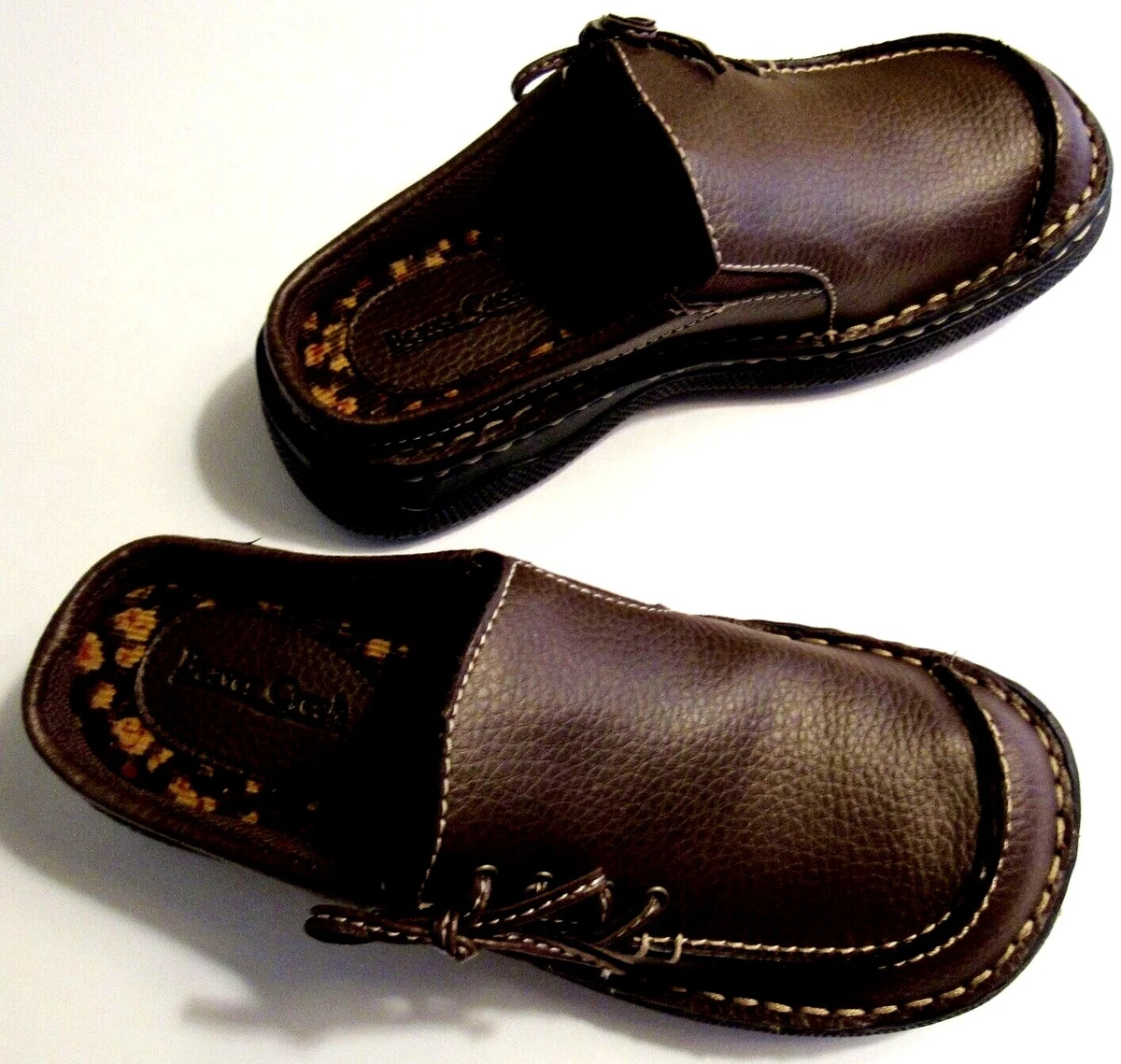 NIB GIRLS YOUTH BROWN FAUX LEATHER BEAVER CREEK CLOG SHOES SIZE 2M