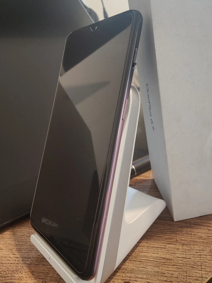 OnePlus 6T 8gb RAM 128gb Storage Snapdragon 845 AMOLED 6,5  (Dual SIM) - Immagine 3 di 3