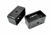 Rough Country 3-inch Rear Lift Blocks Rough Country 3-inch Rear Lift Blocks