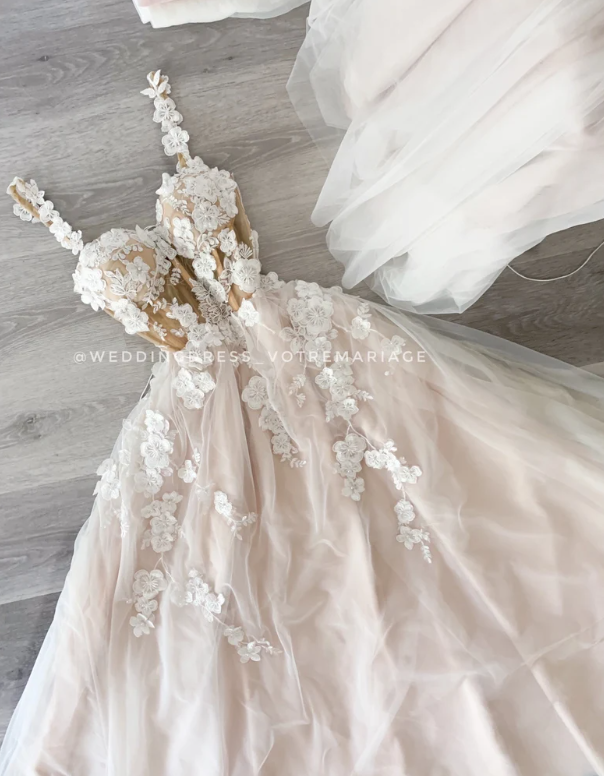 Beach Boho Champagne Wedding Dresses Florals A Line Off the Shoulder Bridal  Gown | eBay