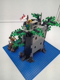 Vintage1989 LEGO Castle 6077 Forestmen&rsquo;s River Fortress Complete Box Parts Read