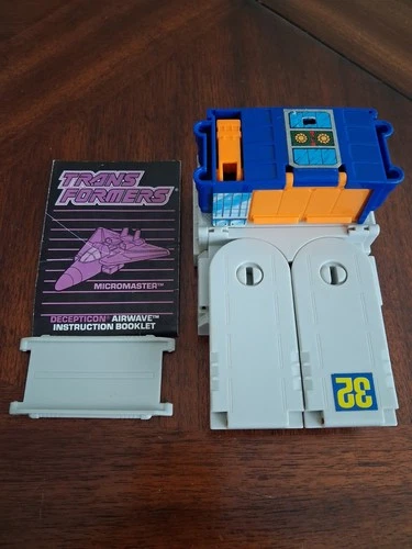 Vintage 1989 Transformers G1 Micromaster Airwave Airport Base
