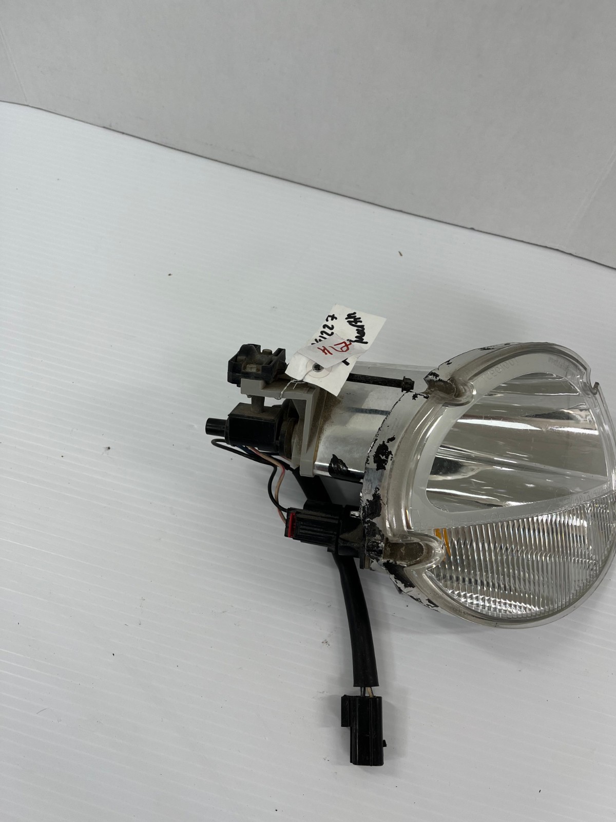 USED 2001 - 2007 ASTON MARTIN VANQUISH HALOGEN FOG LIGHT 10010321 OEM