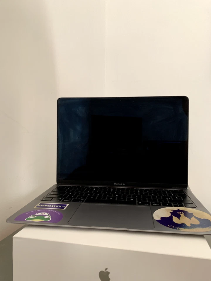Apple MacBook Air 13,3", foto 1 di 5