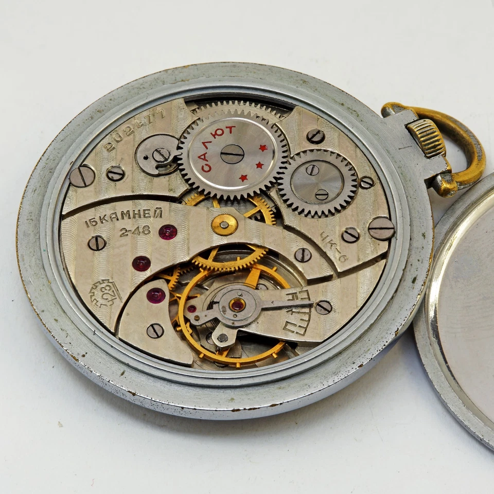 1940's Salut Saljut Salyt collectible mechanical open face Soviet pocket watch - Image 4 of 4