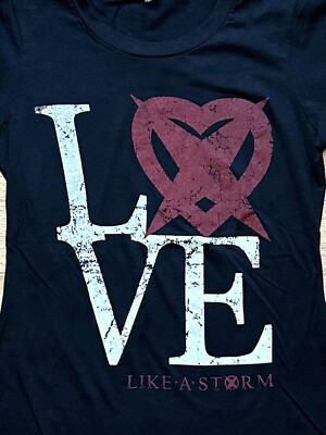 Like A Storm Love The Way You Hate Me Women s Shirt Size Small