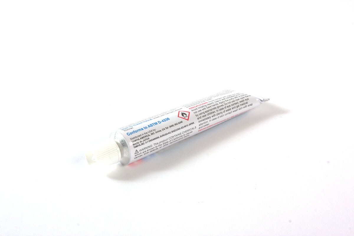 TAMIYA White Putty for Styrene, Plastic Model Kits & Hobby 32gm Tube TAM87095