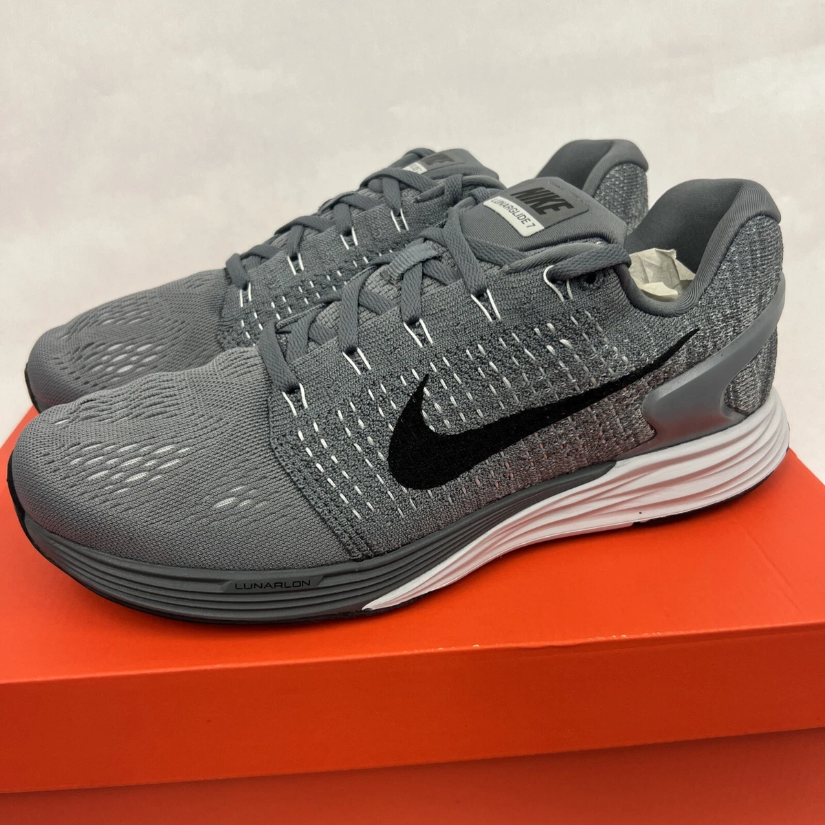 Nike dynamic support shop men s running shoes