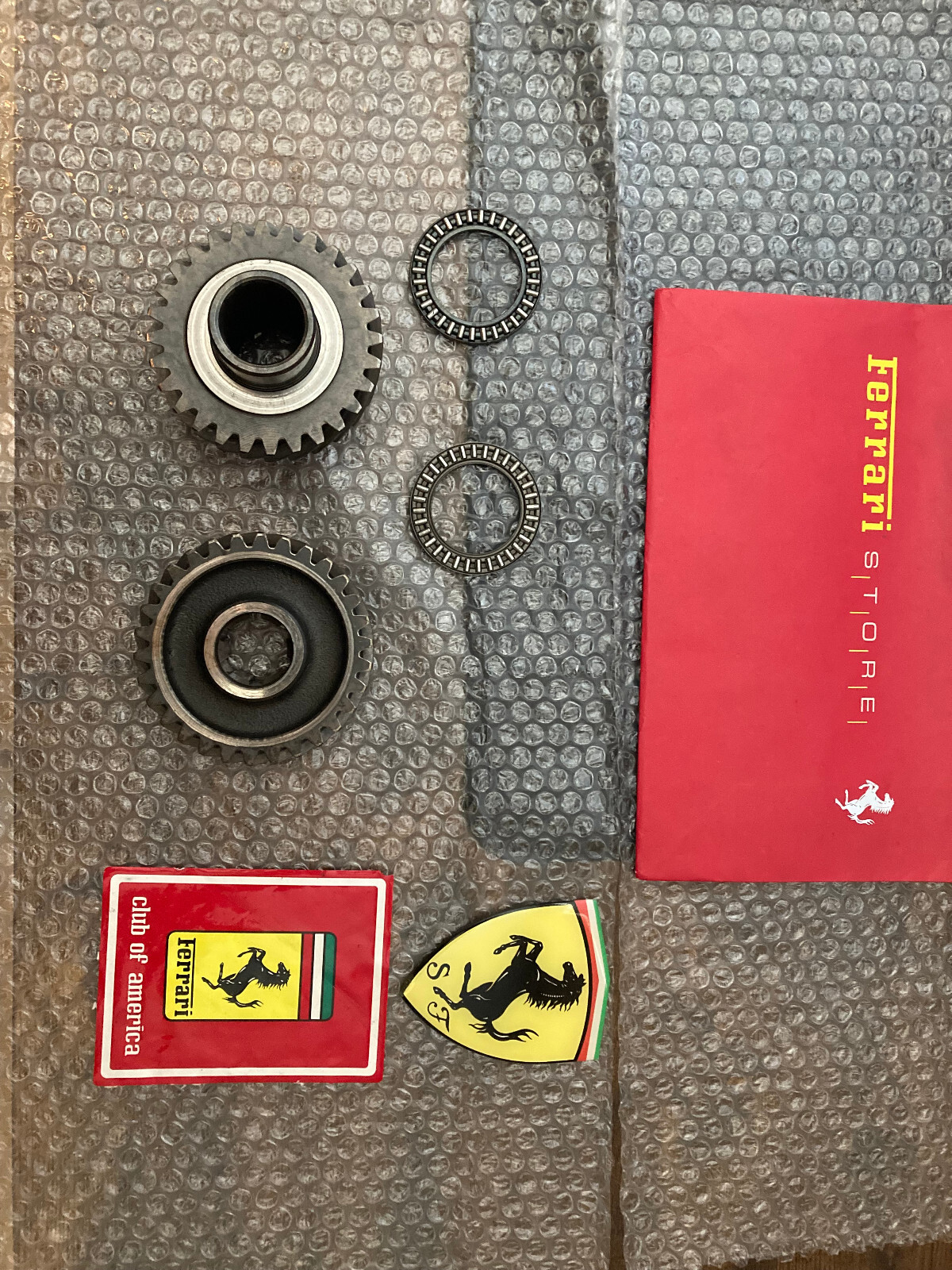 Ferrari 308-Gts-328-  Engine Transaxle Bell Housing Transfer Gear Set_Bearings .