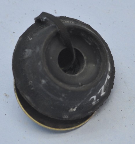 VW Golf 4 IV Cabrio 1E7 (98-02) Dom Telle Gummi Federbein hinten #22965-B52