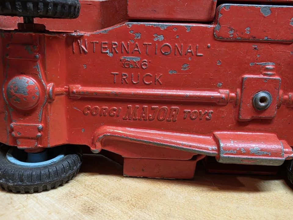 Camión grúa Corgi Major #1121 Red Chipperfield's Circus International años 60 ¡6x6! Foto 3 de 4