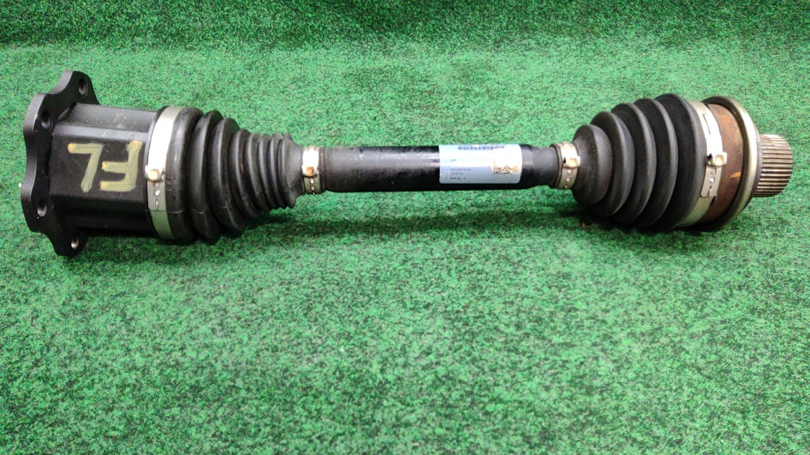 2017-2019 Audi A4 Quattro Left / Right Front Axle Shaft 69k Mls Oem 8w0407271d