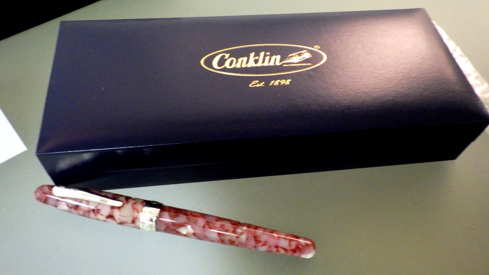 Vtg Conklin CUSHION POINT Cherry Crushed Ice Hooded Nib Fountain Pen in Box New?