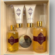 Boots Royal Jelly The Ultimate Indulgence Opulent Bathing Selection Box Gift