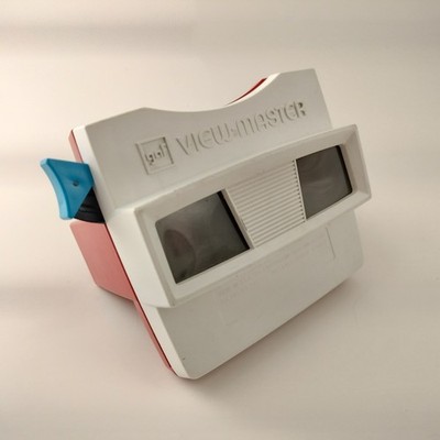 Authentic 1970's GAF Red, White, & Blue VIEW-MASTER 3D VIEWER - Made In USA