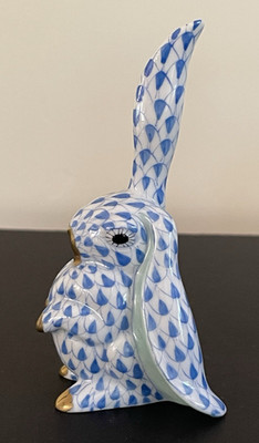 Herend Funny Rabbit with one ear up - 5325-0-00 VHB   Blue Fishnet pattern
