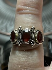 9ct Yellow Gold Ladies Vintage Garnet Ring Lovely Old Ring Hallmarked Size P 9ct