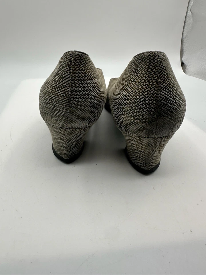 Zapatos de salón Thierry Rabotin de gamuza con estampado de piel de serpiente punta abierta tacón bajo para mujer talla 39/8,5 Foto 3 de 4