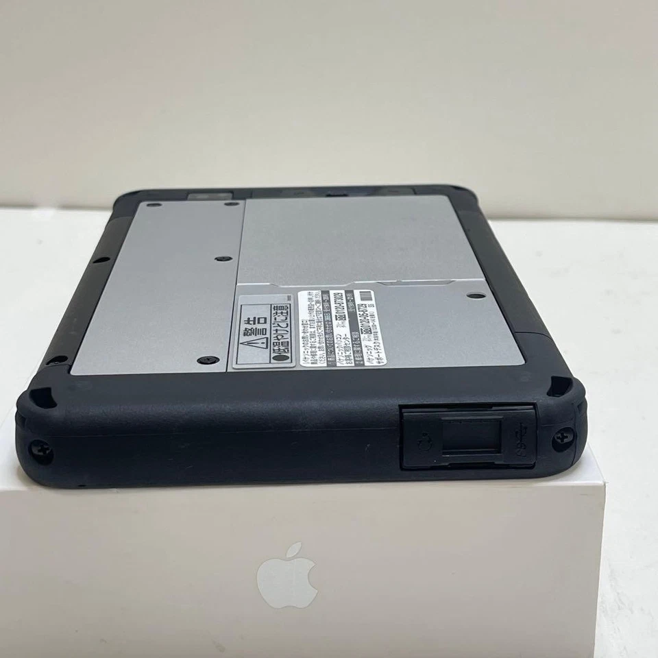 Panasonic Toughpad FZ-M1 7inch Windows 10 Home Celeron 2GB 64GB SSD - Image 4 of 4